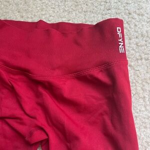Red dfyne Leggings